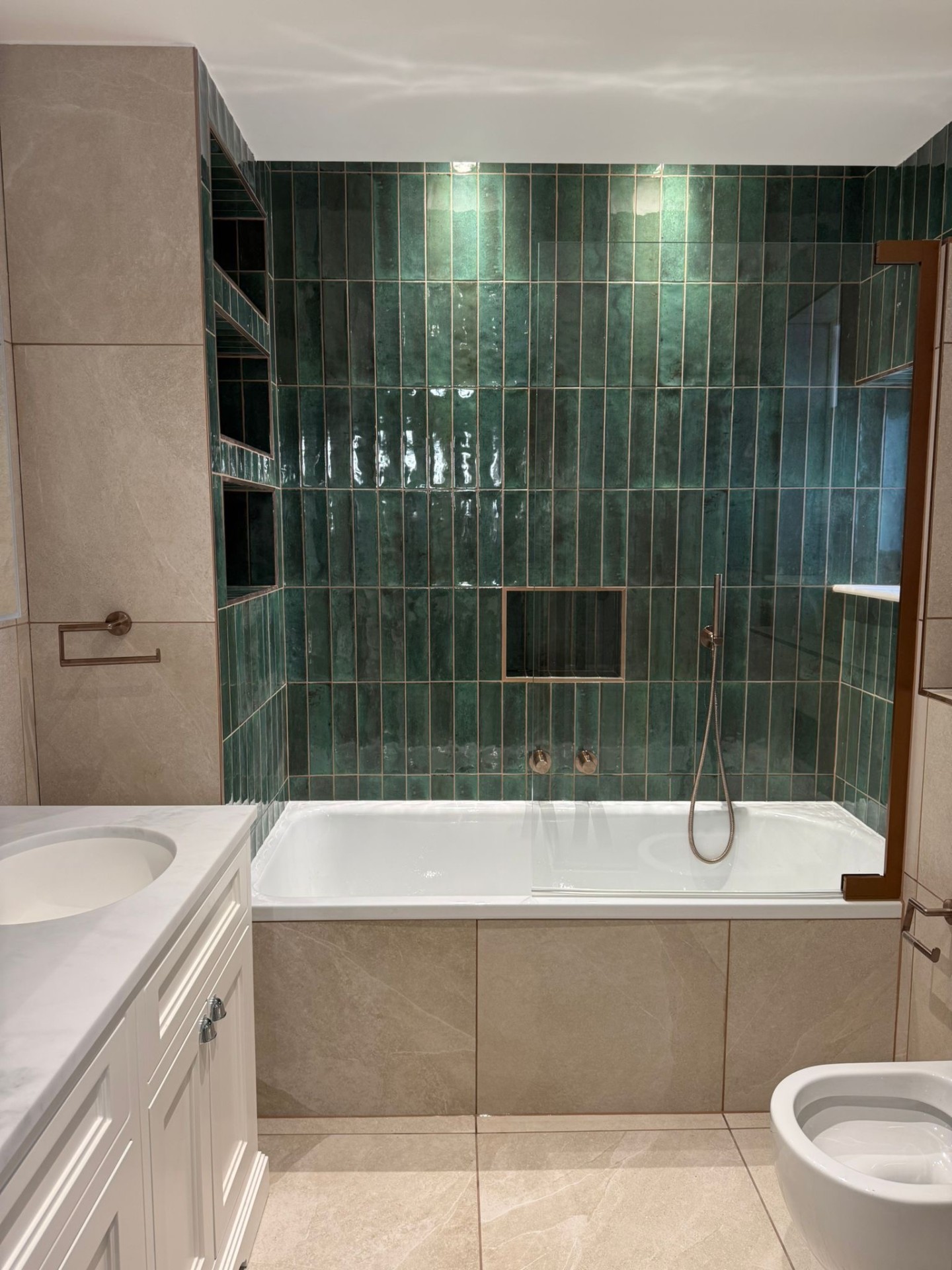 Emerald Tile Bath